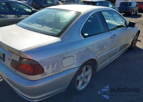 2002 BMW 325Ci z USA, uszkodzony, nr VIN WBABN334X2PG58476